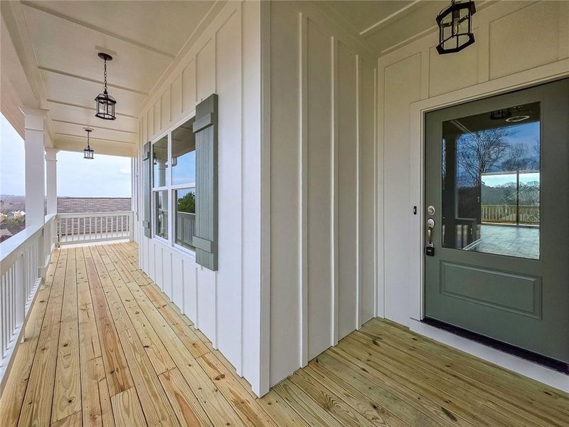 Exterior details and patio area of a home in , Dawsonville (Image 3).