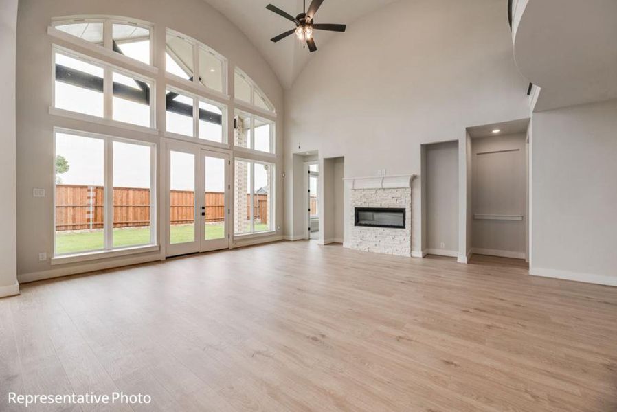 Spacious, unfurnished interior of a new home in Grand Estates of Anna, Anna (Image 10).