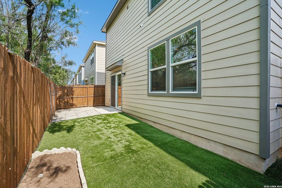Exterior details and patio area of a home in University Village, San Antonio (Image 4).