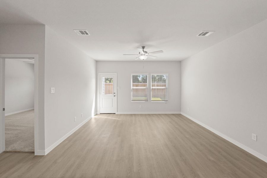 Spacious, unfurnished interior of a new home in Northpark South, Porter (Image 20).