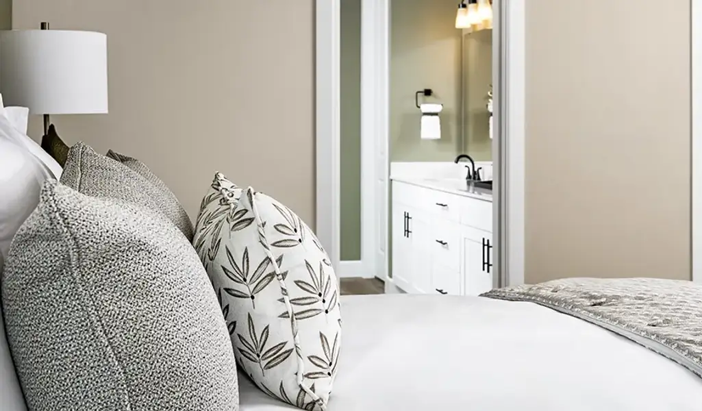 Coronado-LV Bedroom
