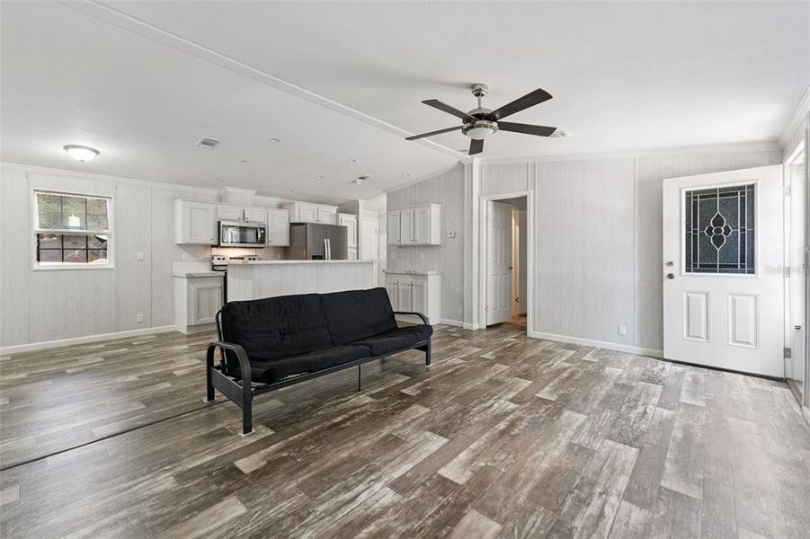 Furnished interior view inside a new home in , Lake Wales (Image 4).