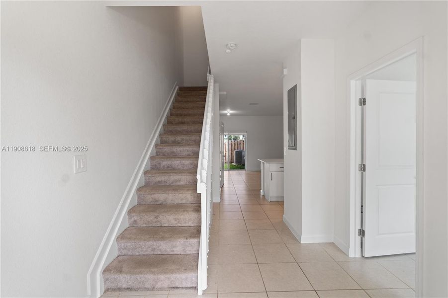 Spacious, unfurnished interior of a new home in Harmony Parc, Homestead (Image 18).