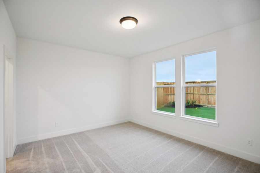 Spacious, unfurnished interior of a new home in The Cottages Collection at Oakberry Trails, Waller (Image 5). Spacious, unfurnished interior of a new home in The Cottages Collection at Oakberry Trails, Waller (Image 5).