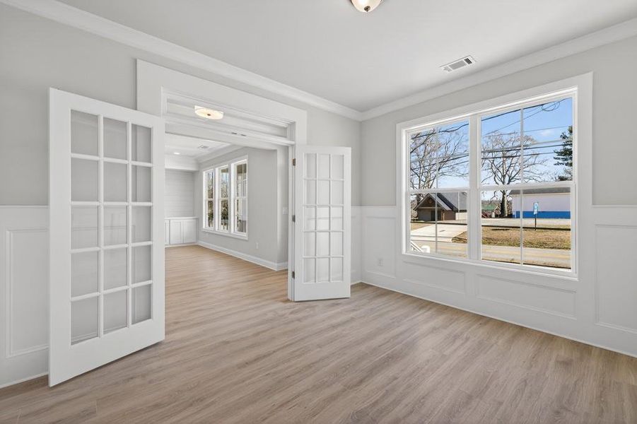 Spacious, unfurnished interior of a new home in Hemingway, Flowery Branch (Image 17).