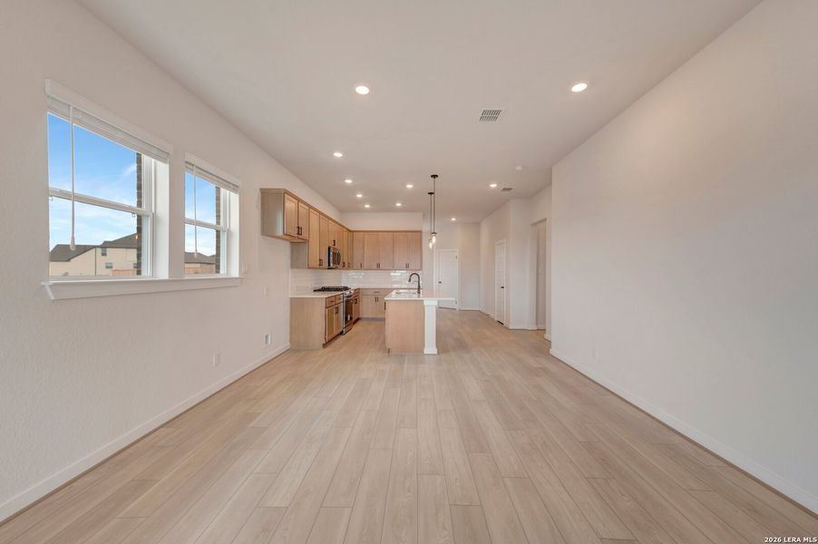 Spacious, unfurnished interior of a new home in Mayfair - Select Garden Series, New Braunfels (Image 20).