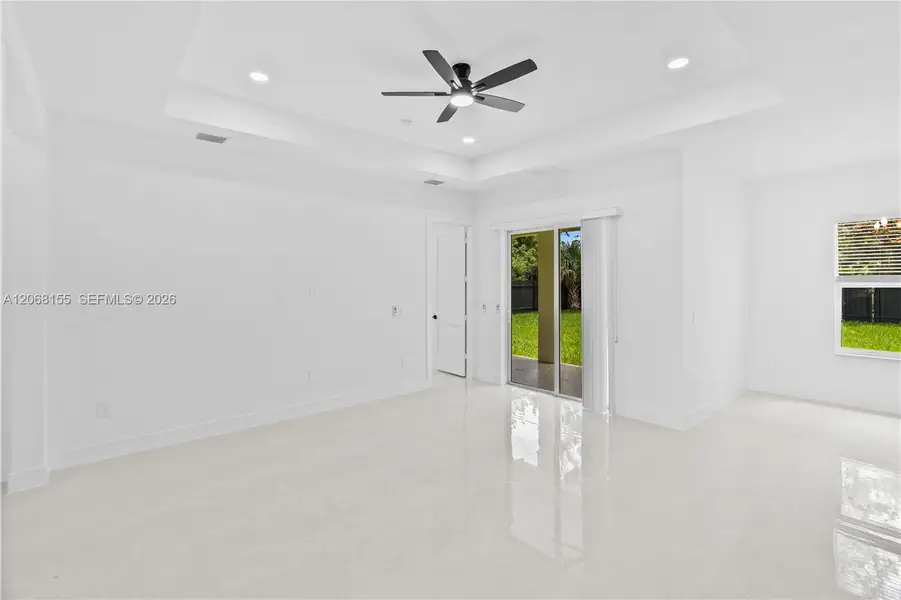 Spacious, unfurnished interior of a new home in , Lehigh Acres (Image 17). Spacious, unfurnished interior of a new home in , Lehigh Acres (Image 17).