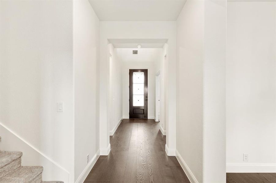 Spacious, unfurnished interior of a new home in Meraki, Forney (Image 31).