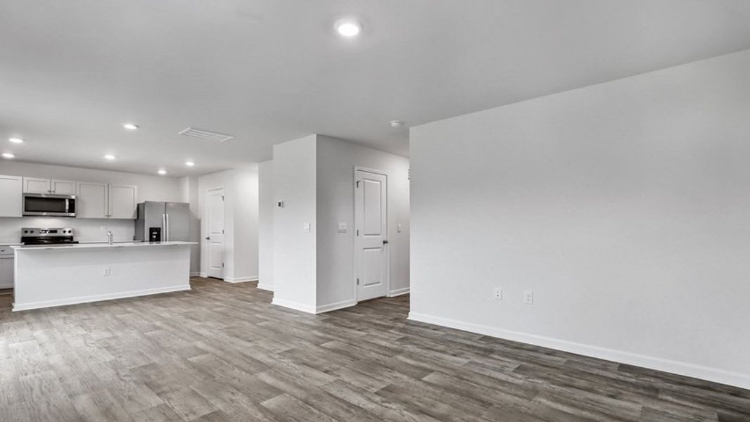Spacious, unfurnished interior of a new home in Wilson's Ridge, Wilson's Mills (Image 18).