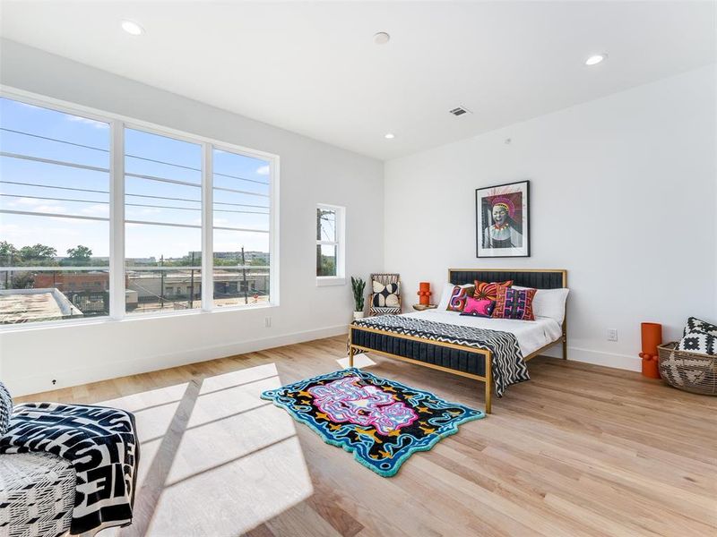 Furnished interior view inside a new home in , Dallas (Image 3).