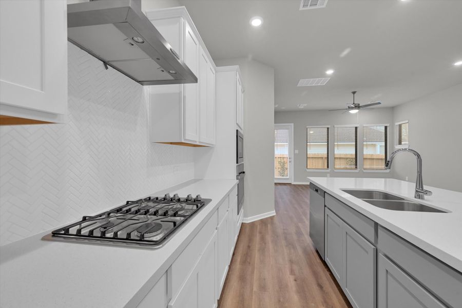 Furnished interior view inside a new home in Summer Place  35', Montgomery (Image 9).