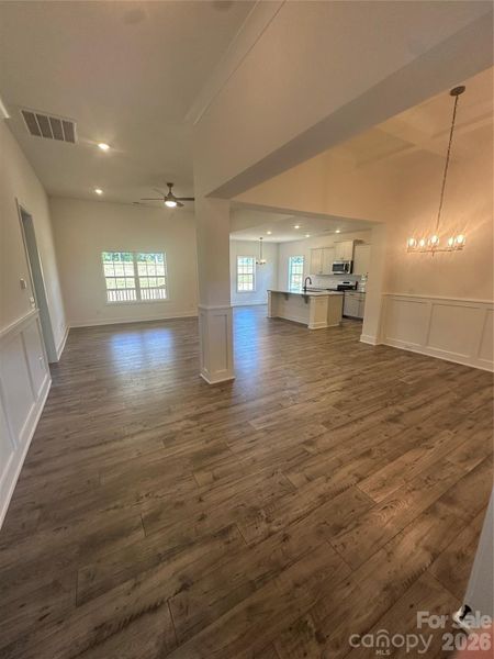 Spacious, unfurnished interior of a new home in Cardiff Glyn, Catawba (Image 16). Spacious, unfurnished interior of a new home in Cardiff Glyn, Catawba (Image 16).