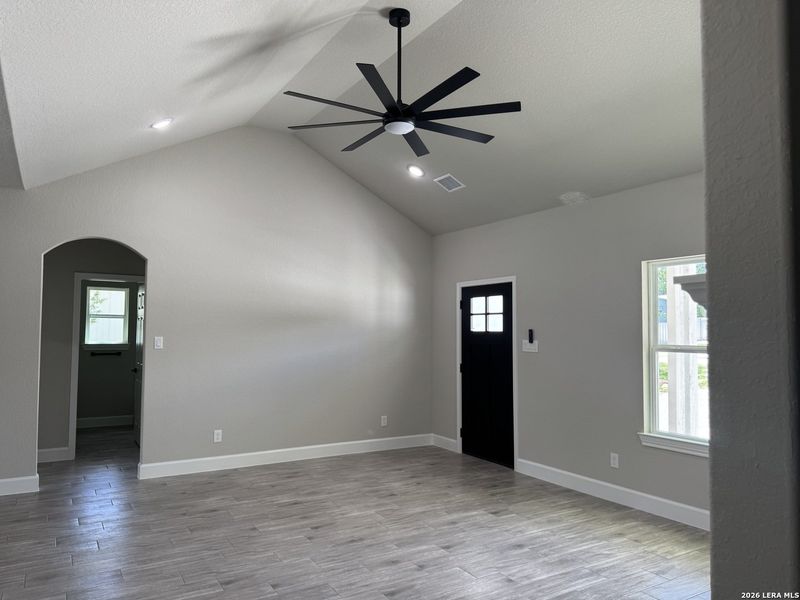 Spacious, unfurnished interior of a new home in , Spring Branch (Image 18).