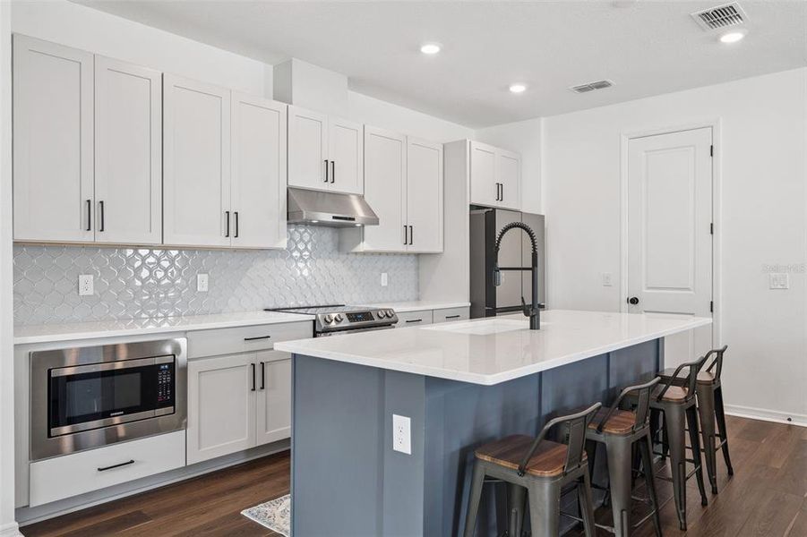 Furnished interior view inside a new home in , Minneola (Image 12).