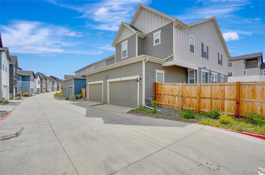 Front exterior of a new home in , Broomfield, CO, highlighting curb appeal (Image 23).