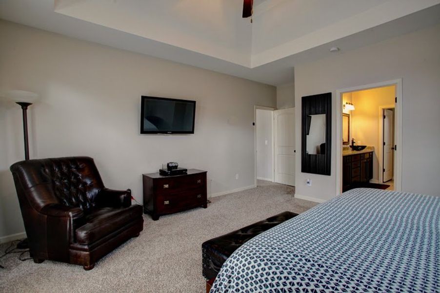 Representative furnished interior of a home built from the The Stratton by Bamford and Company in Rowland Springs, Cartersville (Image 15).
