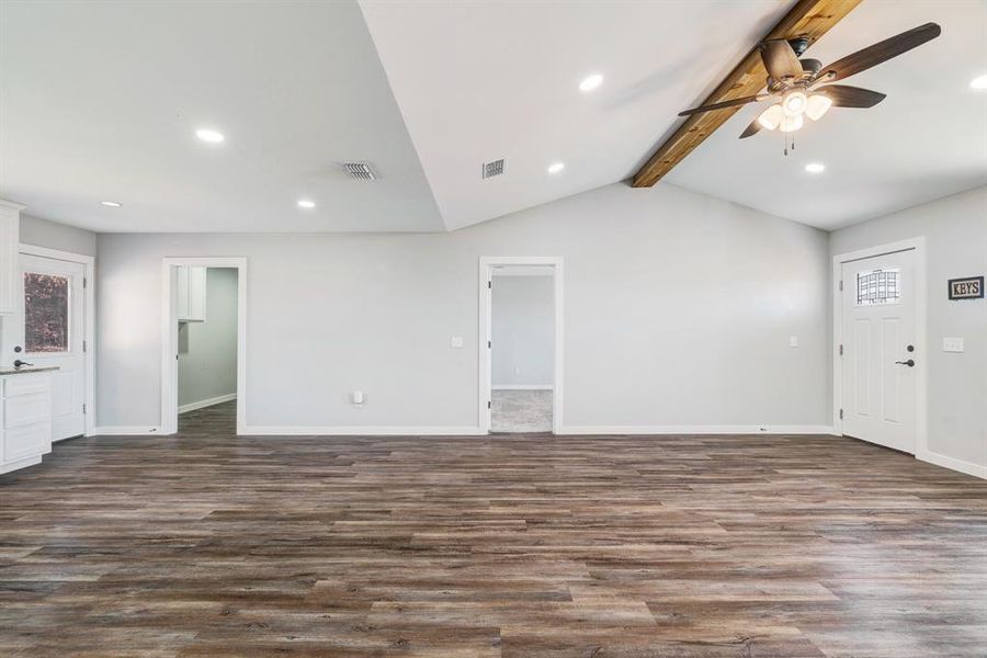 Spacious, unfurnished interior of a new home in , Paris (Image 8). Spacious, unfurnished interior of a new home in , Paris (Image 8).
