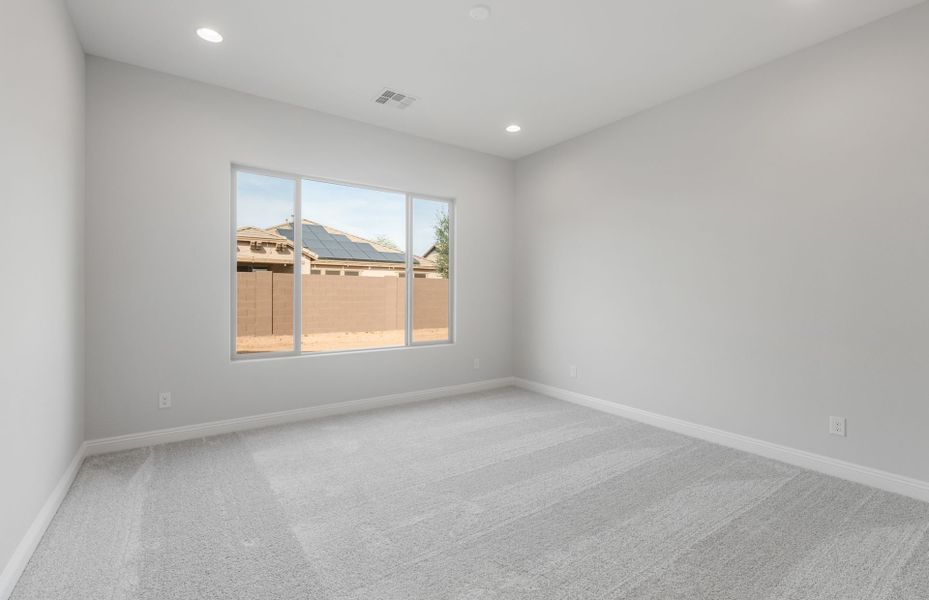Spacious, unfurnished interior of a new home in Artisan at Asante, Surprise (Image 21).
