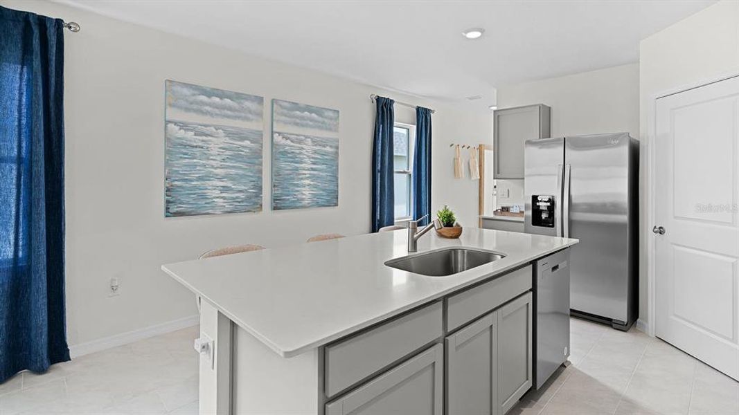 Furnished interior view inside a new home in Bradbury Creek, Haines City (Image 10).