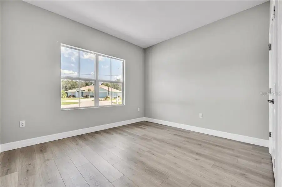 Spacious, unfurnished interior of a new home in , Punta Gorda (Image 21).