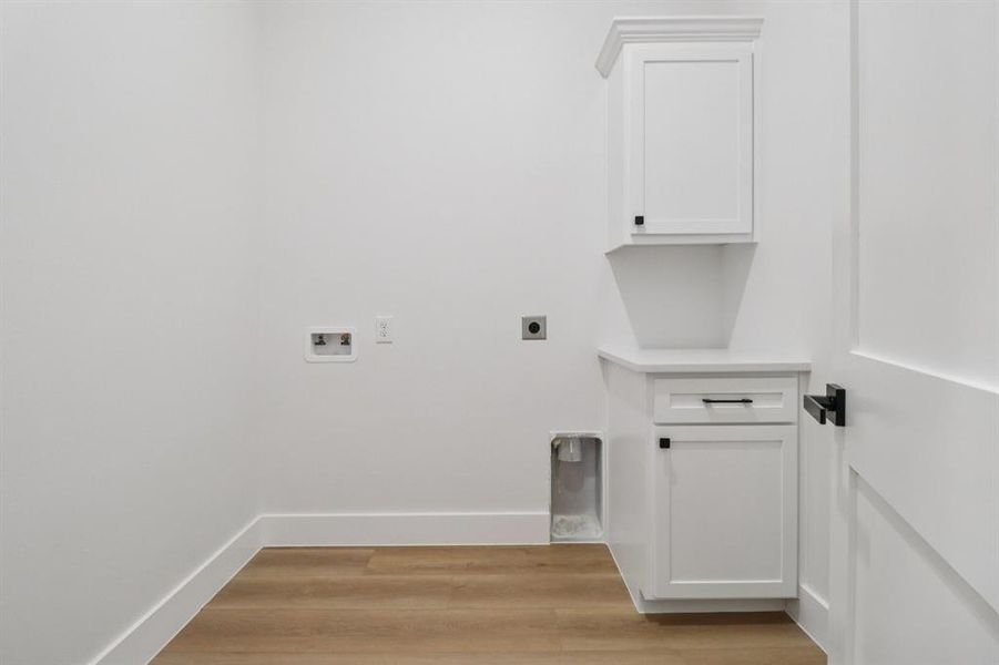 Furnished interior view inside a new home in , Euless (Image 17). Furnished interior view inside a new home in , Euless (Image 17).