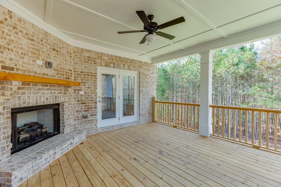 Exterior details and patio area of a home in , Bishop (Image 3).