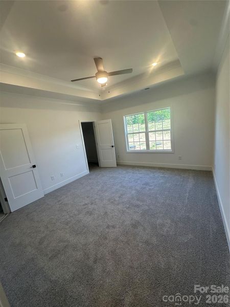 Spacious, unfurnished interior of a new home in Cardiff Glyn, Catawba (Image 14). Spacious, unfurnished interior of a new home in Cardiff Glyn, Catawba (Image 14).