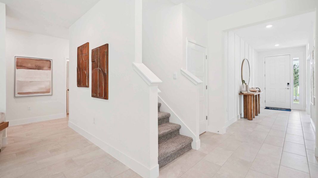 Spacious, unfurnished interior of a new home in Sandal Key, Weeki Wachee (Image 18). Spacious, unfurnished interior of a new home in Sandal Key, Weeki Wachee (Image 18).