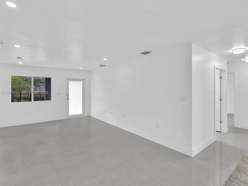 Spacious, unfurnished interior of a new home in , North Miami (Image 38).