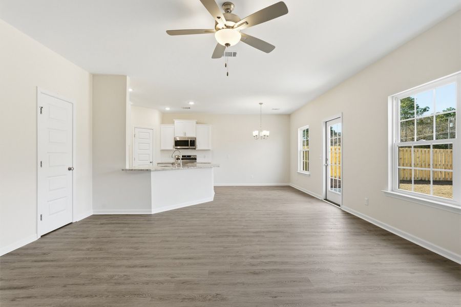 Representative unfurnished interior of a home built from the The Stacy by RTS Homes in Lakeside at Fifteen West, Hinesville (Image 18).