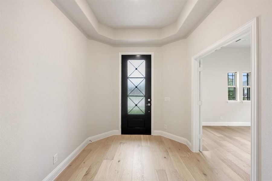 Spacious, unfurnished interior of a new home in Hampton Park, Glenn Heights (Image 17).