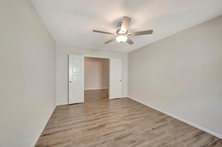 Spacious, unfurnished interior of a new home in The Preserve, Justin (Image 37).