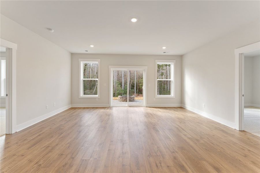 Spacious, unfurnished interior of a new home in South Park, Piedmont (Image 29). Spacious, unfurnished interior of a new home in South Park, Piedmont (Image 29).