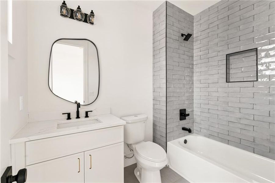 Furnished interior view inside a new home in , Atlanta (Image 39). Furnished interior view inside a new home in , Atlanta (Image 39).