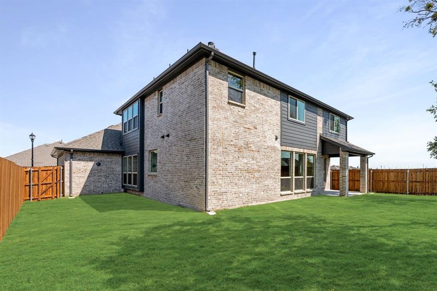 Exterior details and patio area of a home in Bear Creek Classic 60, Lavon (Image 21). Exterior details and patio area of a home in Bear Creek Classic 60, Lavon (Image 21).