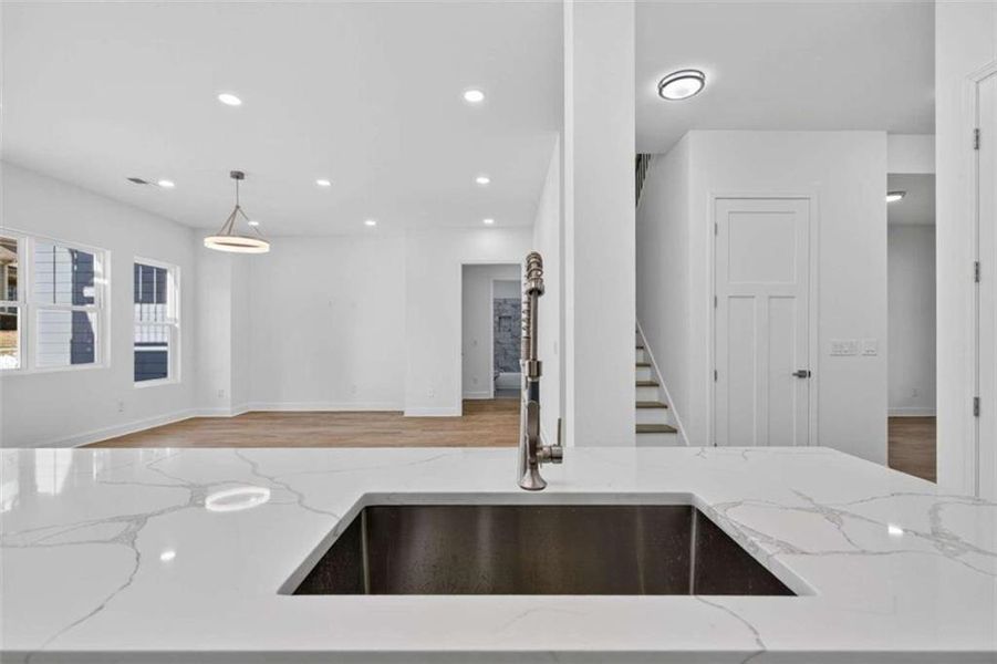 Image 34 of a home in .