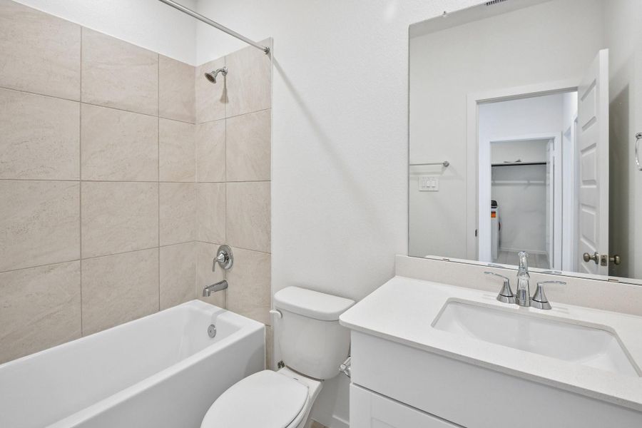 Furnished interior view inside a new home in Kemah Crossing - City Series, Kemah (Image 19).