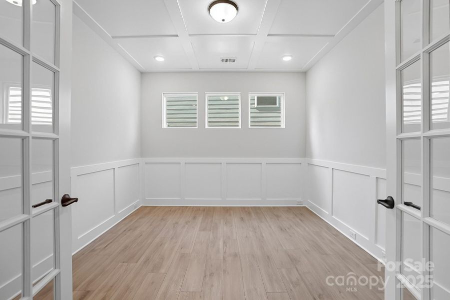 Image 38 of a home in Villas at Prestwick.