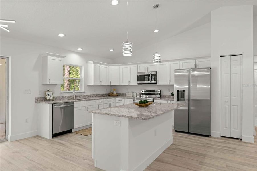 Furnished interior view inside a new home in , Dunnellon (Image 10).