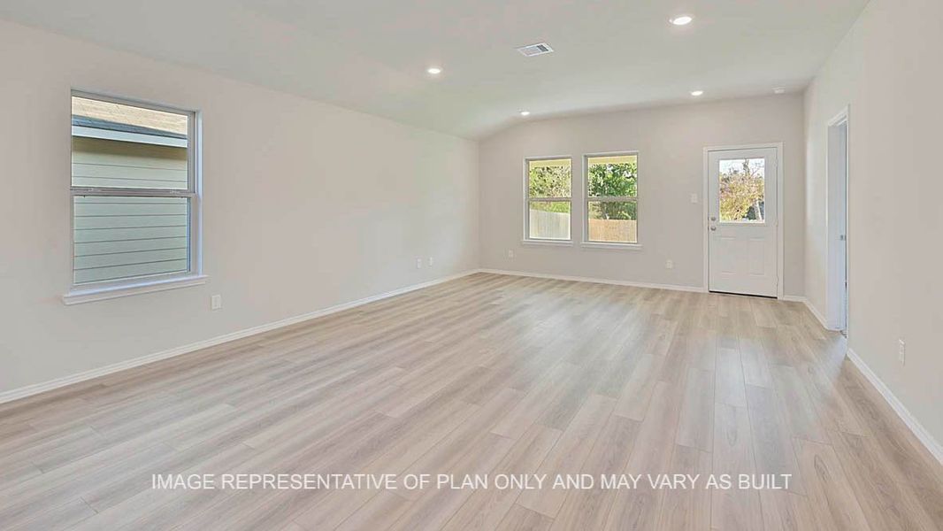 Spacious, unfurnished interior of a new home in Liberty Village, Brenham (Image 9).