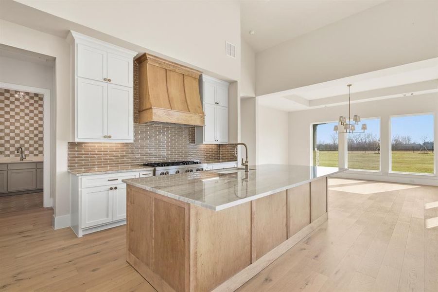 Furnished interior view inside a new home in Dean Farms, Lucas (Image 10).