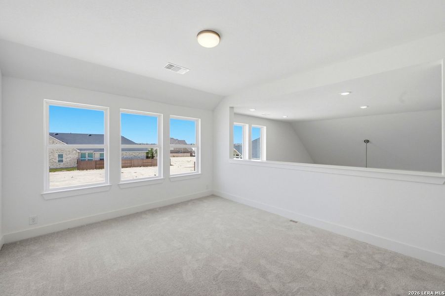 Spacious, unfurnished interior of a new home in Prominence, San Antonio (Image 17).