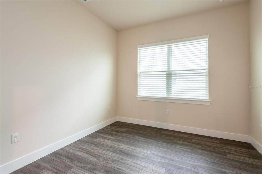 Spacious, unfurnished interior of a new home in , Wesley Chapel (Image 45).