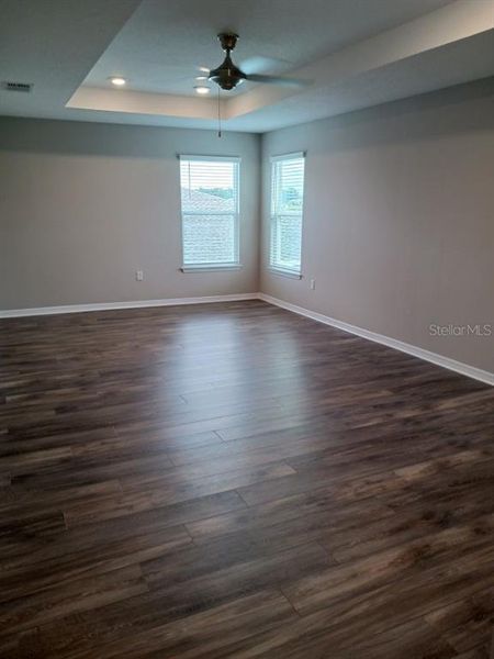 Spacious, unfurnished interior of a new home in , Ocala (Image 18).
