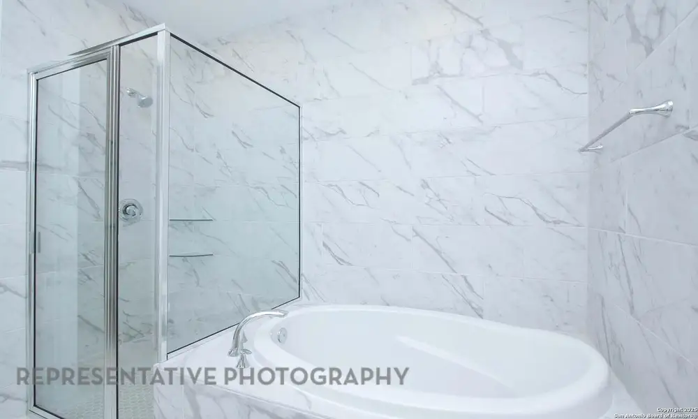 Furnished interior view inside a new home in Homestead, Schertz (Image 7).