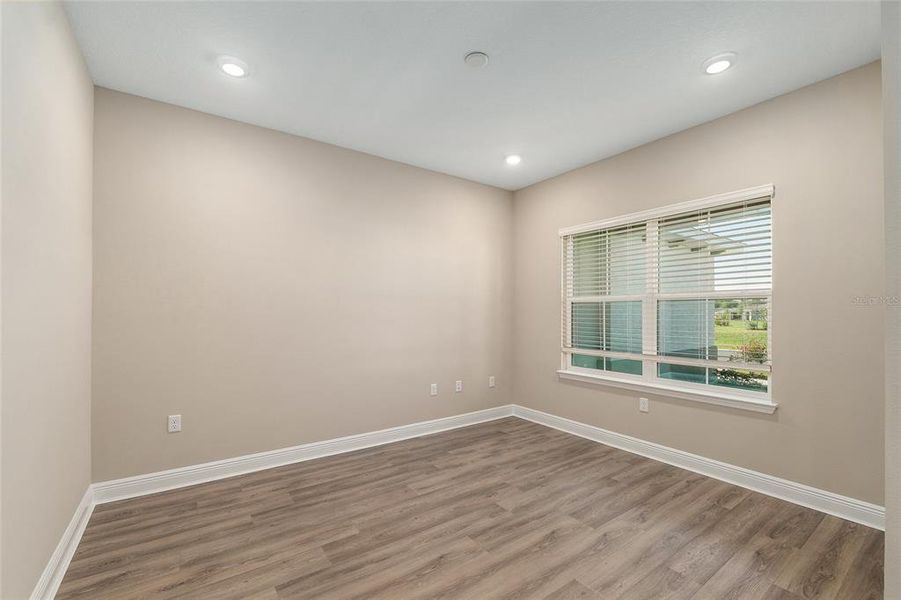 Spacious, unfurnished interior of a new home in , Ocala (Image 21).