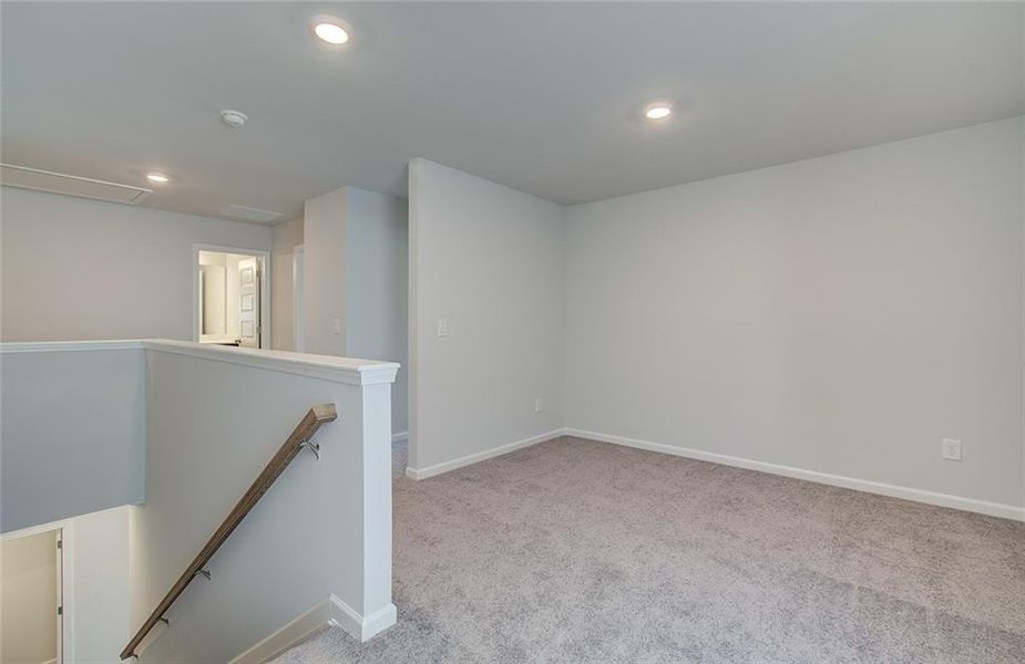 Spacious, unfurnished interior of a new home in Crofton Place Enclave, Snellville (Image 31).