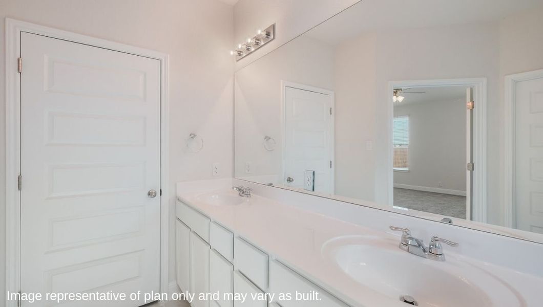 Representative furnished interior of a home built from the The Driftwood by D.R. Horton in Steele Creek, Cibolo (Image 10).
