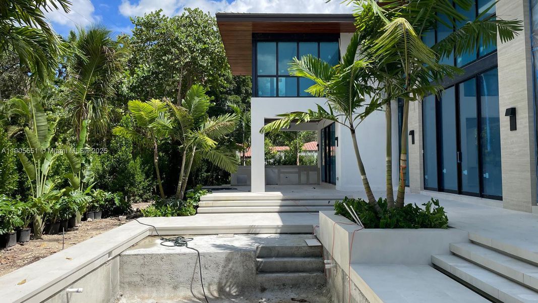 Image 10 of a home in . Image 10 of a home in .