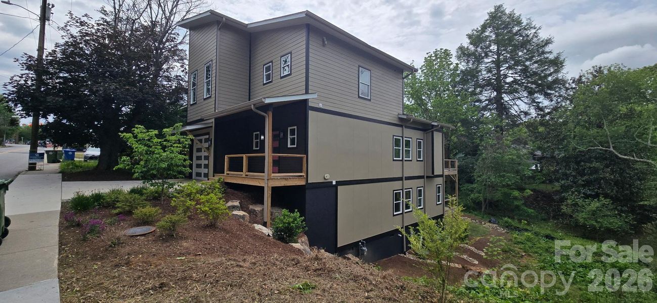 Welcome to 30 Sand Hill!